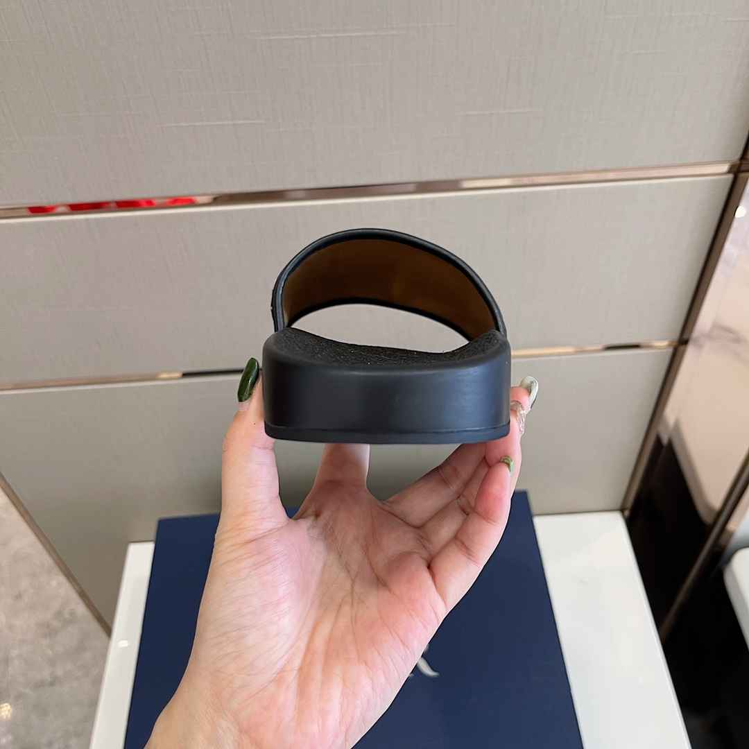 DIOR Slipper DIOR Slipper