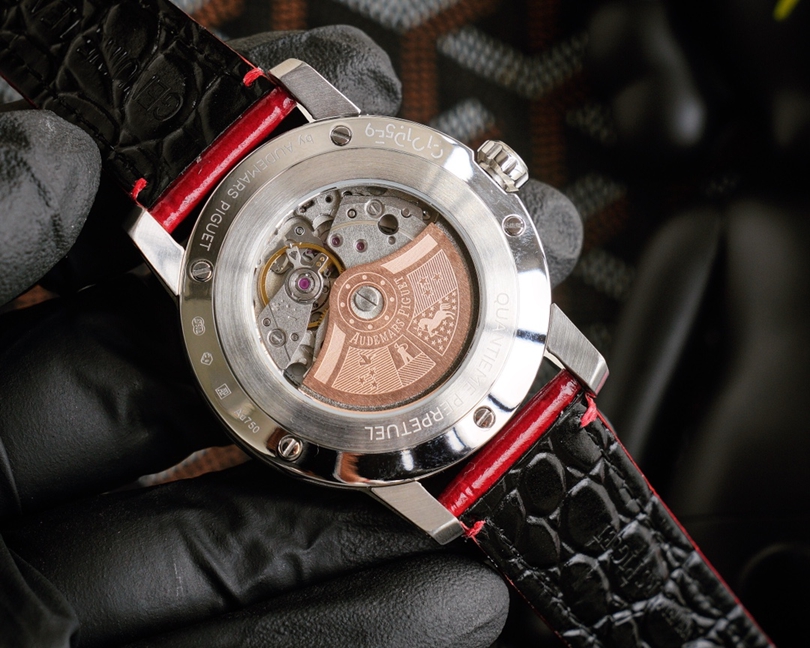 AUDEMARS PIGUET NEW MODEL AU0011 AUDEMARS PIGUET NEW MODEL AU0011
