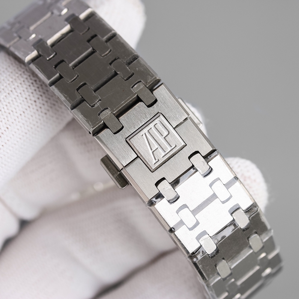 AUDEMARS PIGUET Royal Oak AU0033 AUDEMARS PIGUET Royal Oak AU0033