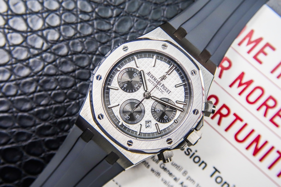 AUDEMARS  PIGUET Royal Oak AU0052