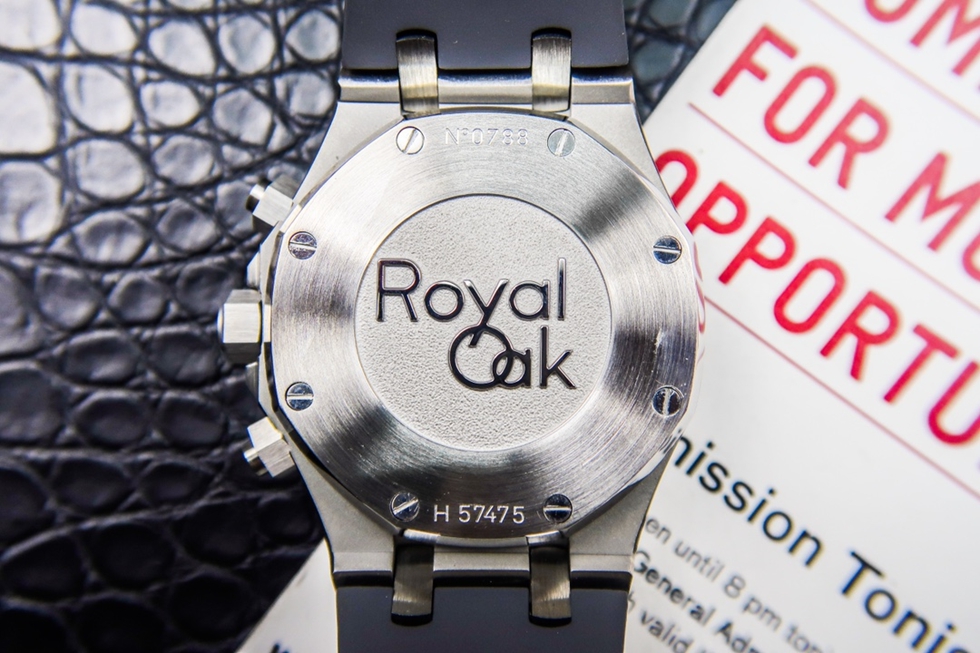 AUDEMARS  PIGUET Royal Oak AU0052