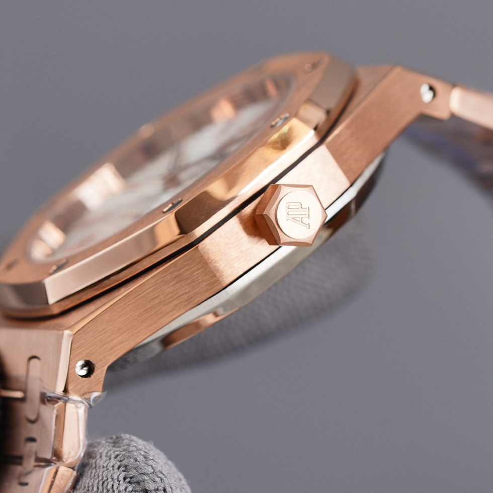 AUDEMARS   PIGUET Royal Oak 41mm AU0057