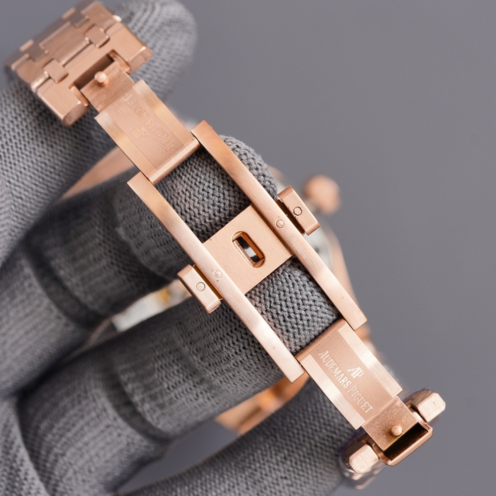 AUDEMARS   PIGUET Royal Oak 41mm AU0057
