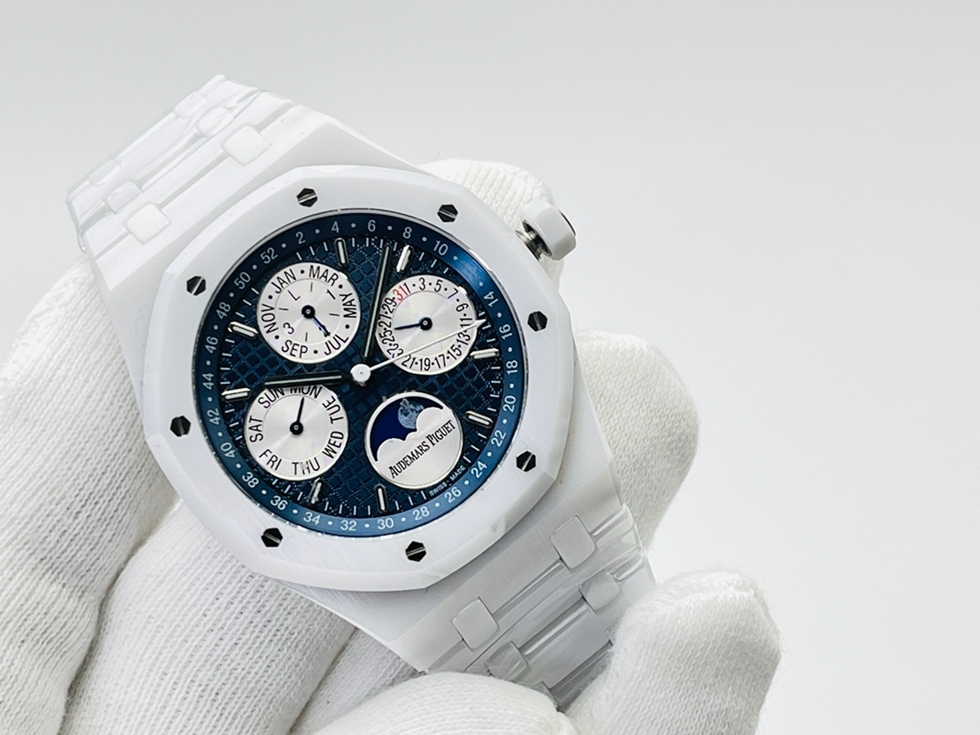 AUDEMARS    PIGUET Royal Oak AU0066