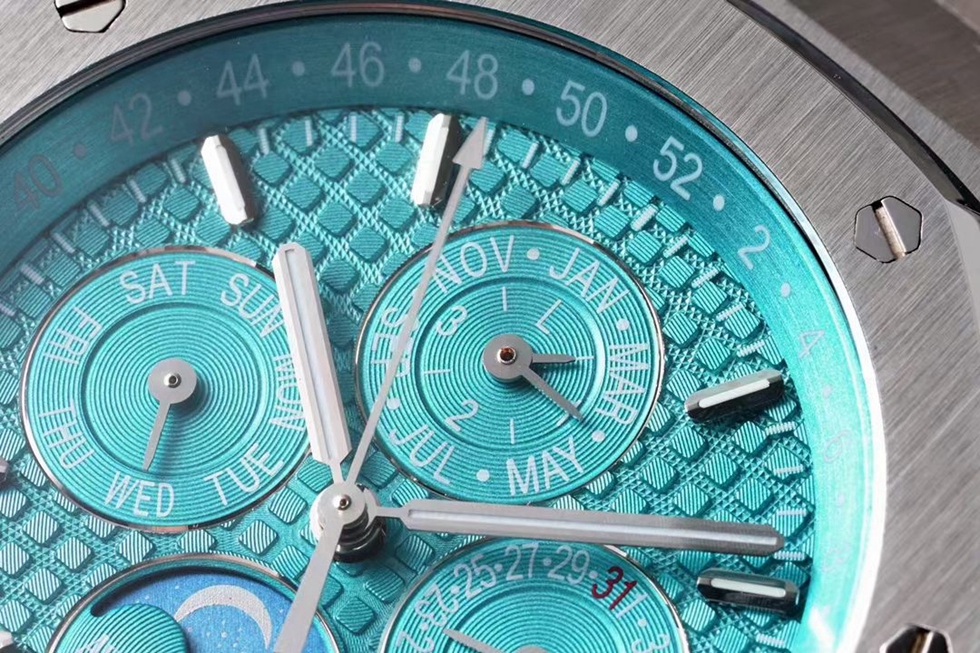 AUDEMARS  PIGUET Royal Oak AU0070