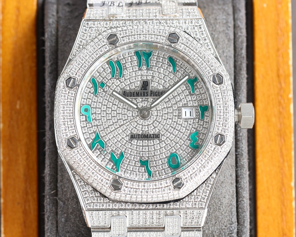 AUDEMARS PIGUET Royal Oak AU0085