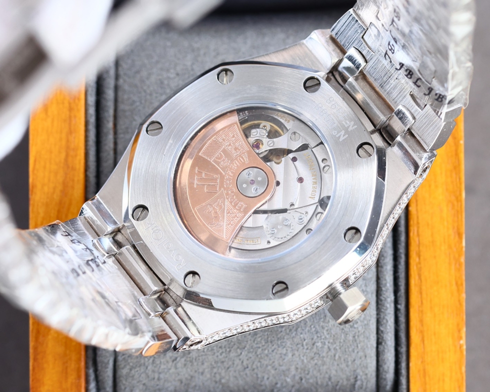 AUDEMARS  PIGUET Royal Oak  AU0093