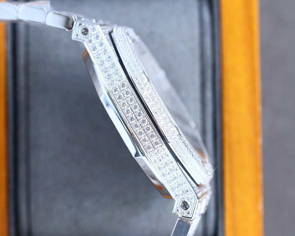 AUDEMARS  PIGUET Royal Oak  AU0094