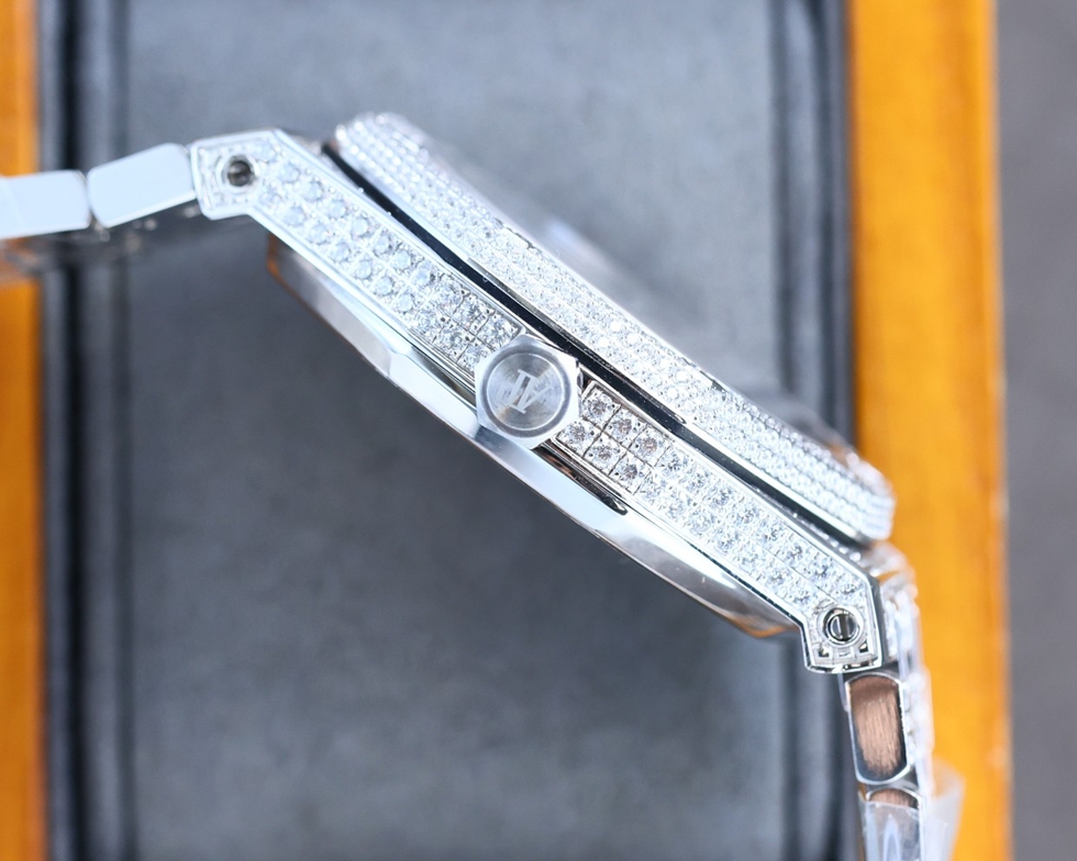 AUDEMARS  PIGUET Royal Oak  AU0094