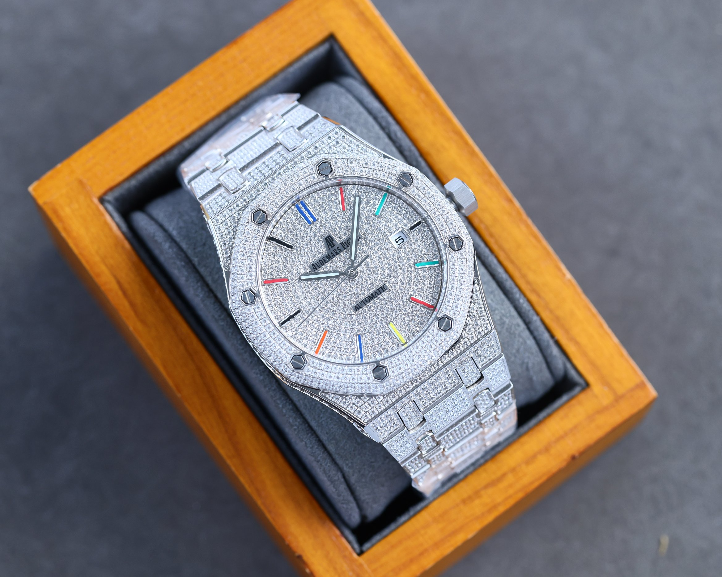 AUDEMARS  PIGUET Royal Oak  AU0094