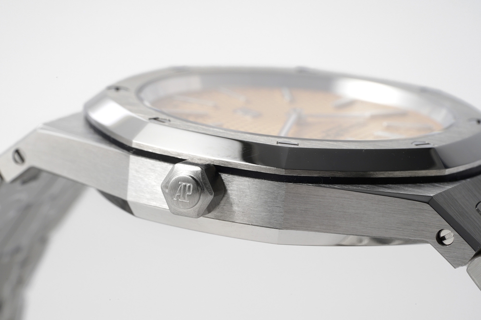 AUDEMARS PIGUET Royal Oak 39mm AU0104 AUDEMARS PIGUET Royal Oak 39mm AU0104