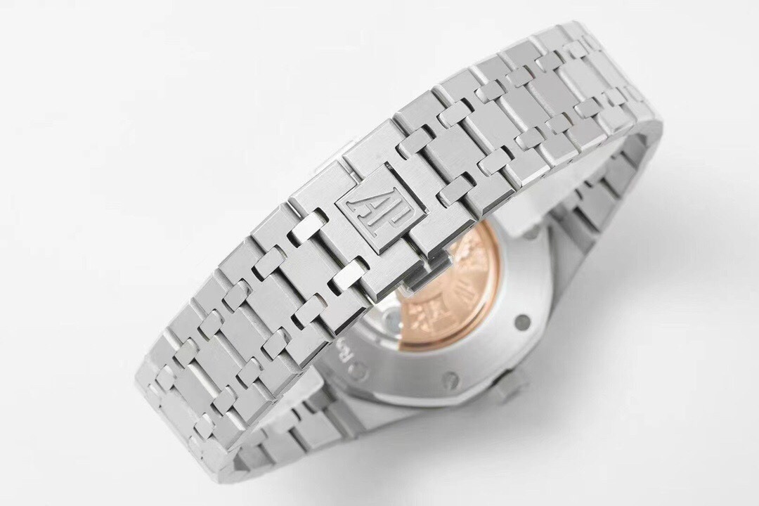 AUDEMARS PIGUET Royal Oak 41mm AU0118 AUDEMARS PIGUET Royal Oak 41mm AU0118