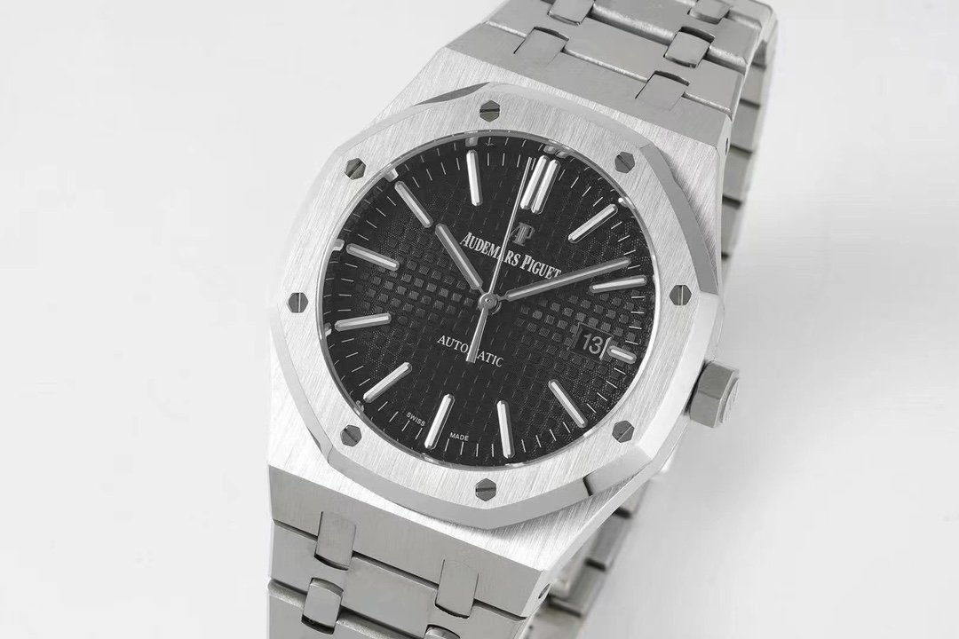 AUDEMARS PIGUET Royal Oak 41mm AU0120 AUDEMARS PIGUET Royal Oak 41mm AU0120