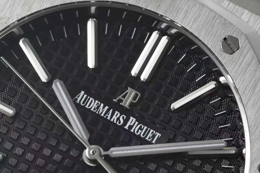 AUDEMARS PIGUET Royal Oak 41mm AU0120 AUDEMARS PIGUET Royal Oak 41mm AU0120