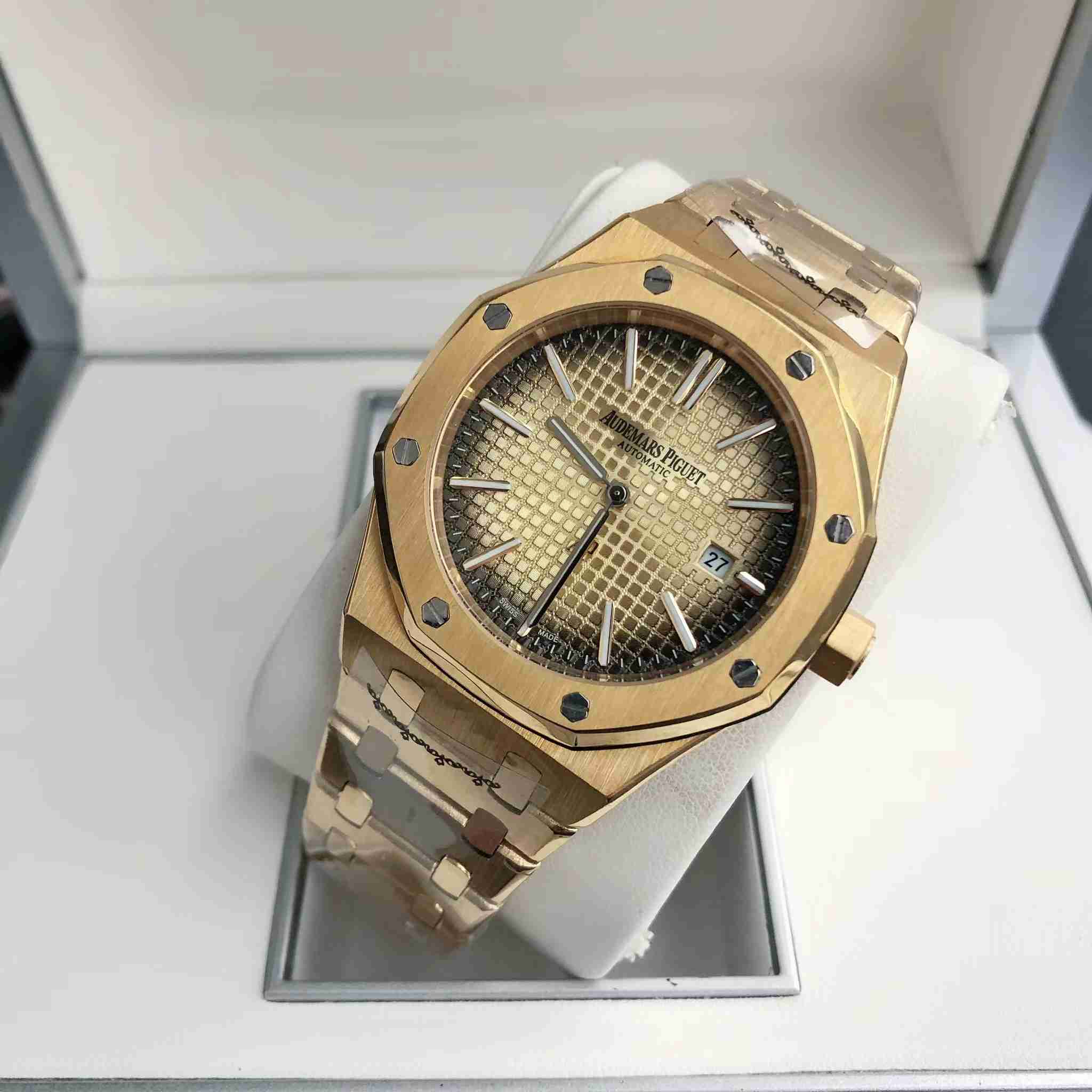 AUDEMARS   PIGUET Royal Oak 41mm AU0134