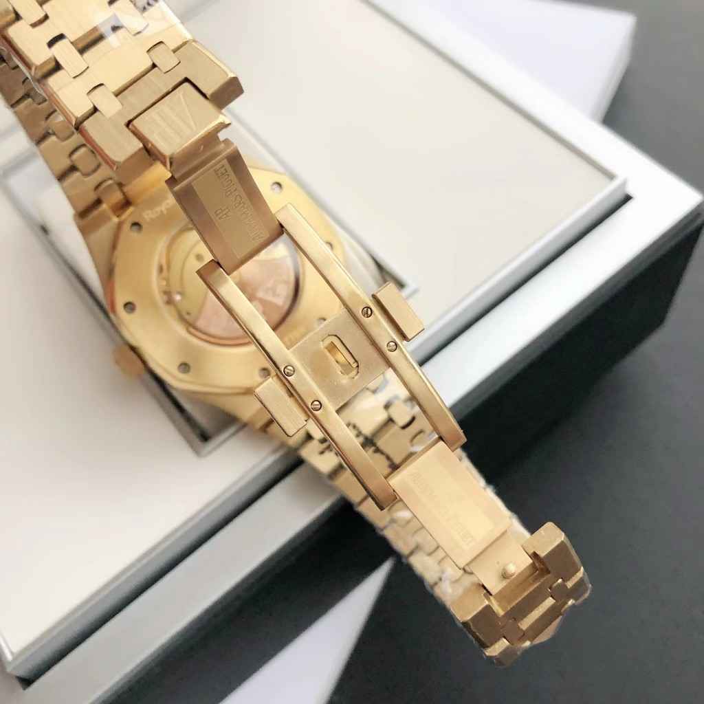 AUDEMARS   PIGUET Royal Oak 41mm AU0134