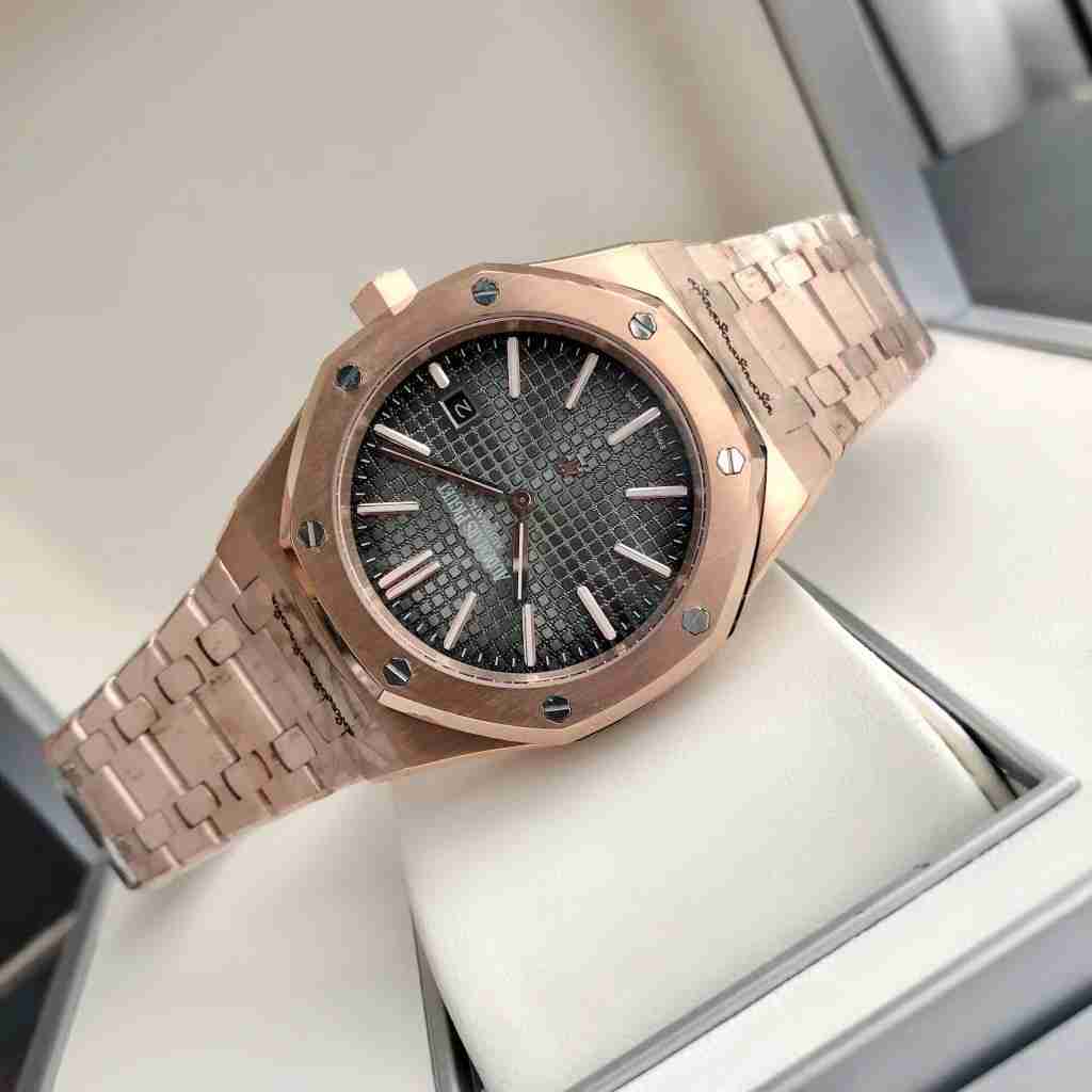 AUDEMARS   PIGUET Royal Oak 41mm AU0136