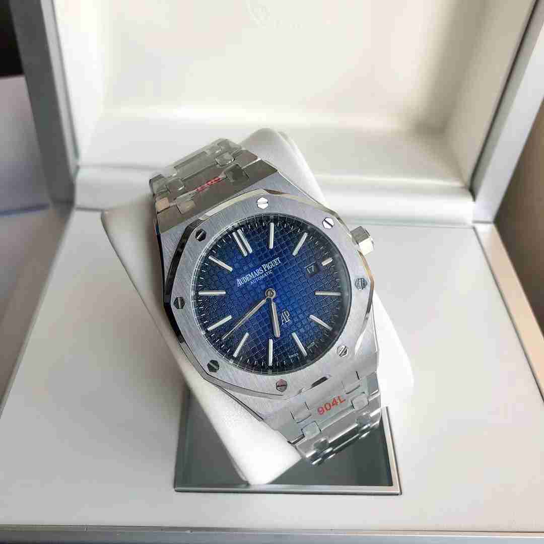 AUDEMARS   PIGUET Royal Oak 41mm AU0137