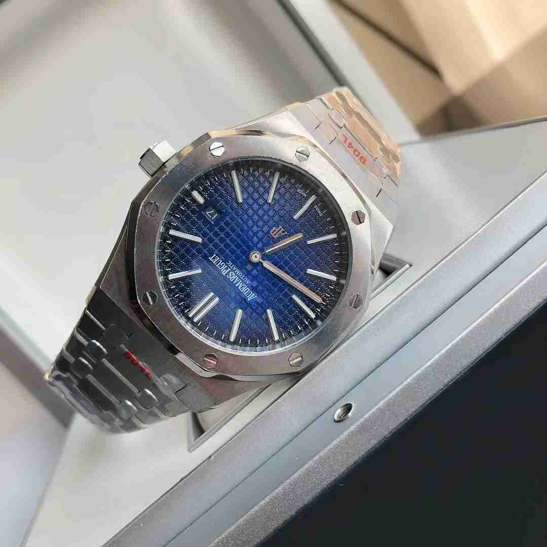 AUDEMARS   PIGUET Royal Oak 41mm AU0137
