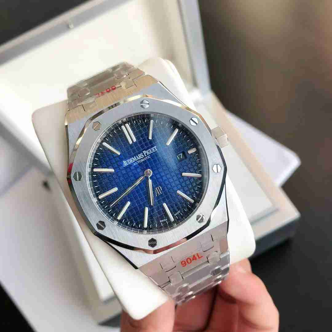 AUDEMARS   PIGUET Royal Oak 41mm AU0137