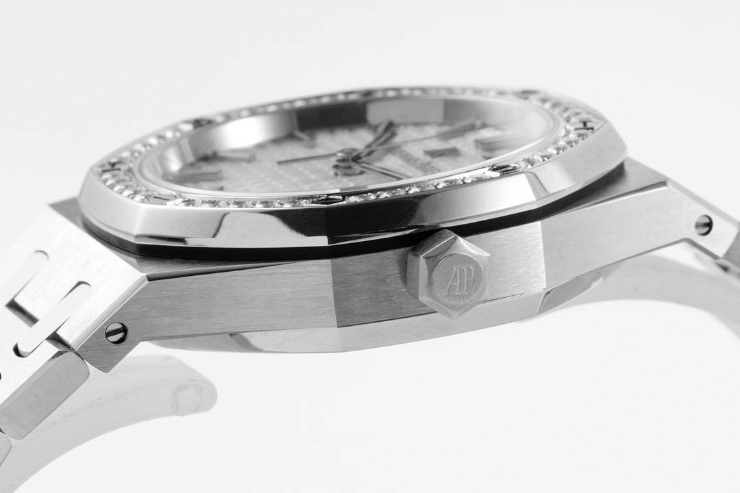 AUDEMARS  PIGUET Royal Oak 34mm  AU0138