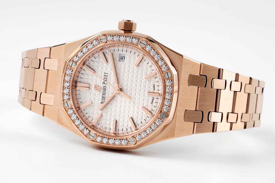AUDEMARS  PIGUET Royal Oak 34mm  AU0140