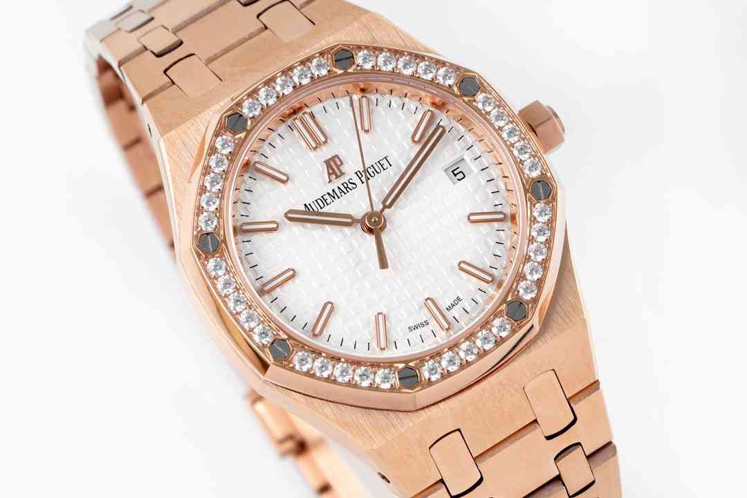 AUDEMARS  PIGUET Royal Oak 34mm  AU0140