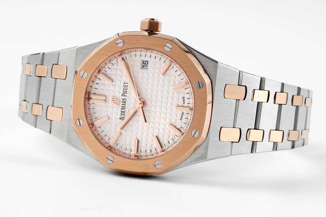 AUDEMARS  PIGUET Royal Oak 34mm  AU0141