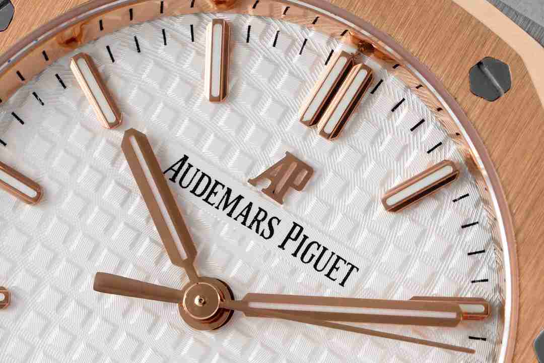AUDEMARS  PIGUET Royal Oak 34mm  AU0141