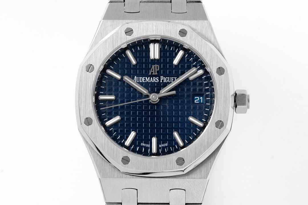 AUDEMARS  PIGUET Royal Oak 34mm  AU0142