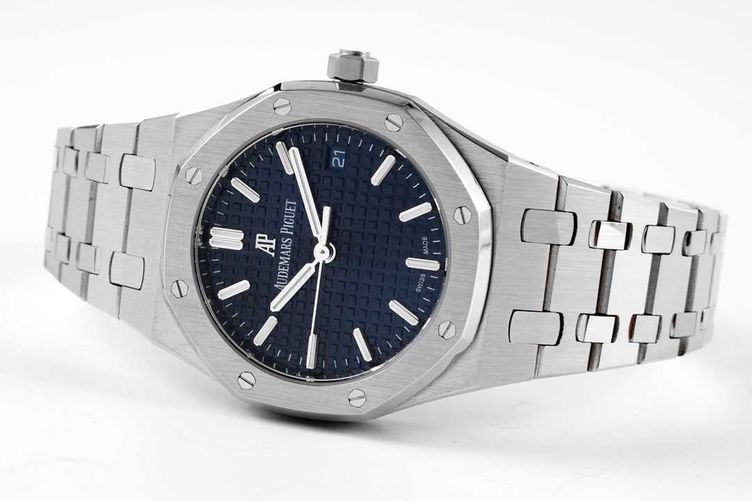 AUDEMARS  PIGUET Royal Oak 34mm  AU0142