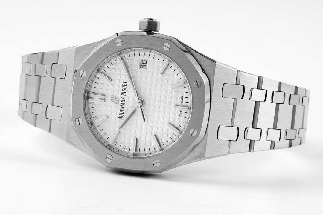 AUDEMARS PIGUET Royal Oak 34mm AU0143 AUDEMARS PIGUET Royal Oak 34mm AU0143