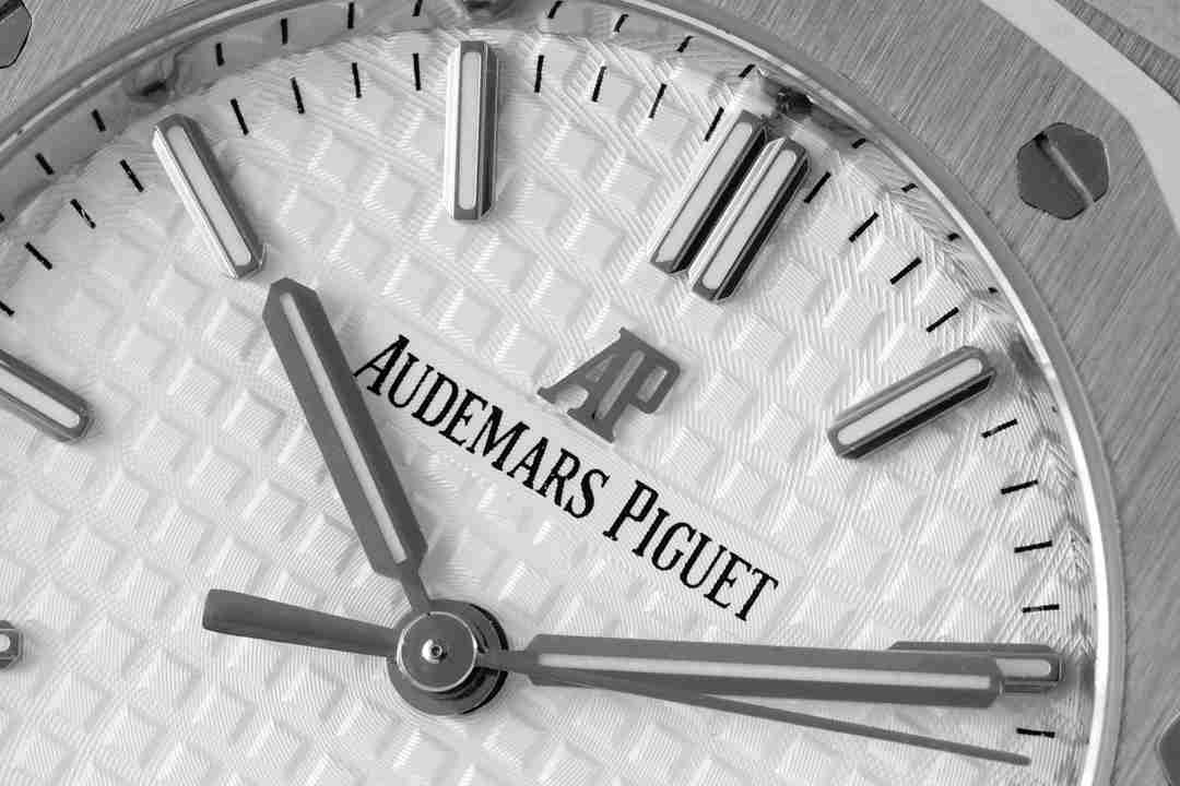 AUDEMARS PIGUET Royal Oak 34mm AU0143 AUDEMARS PIGUET Royal Oak 34mm AU0143