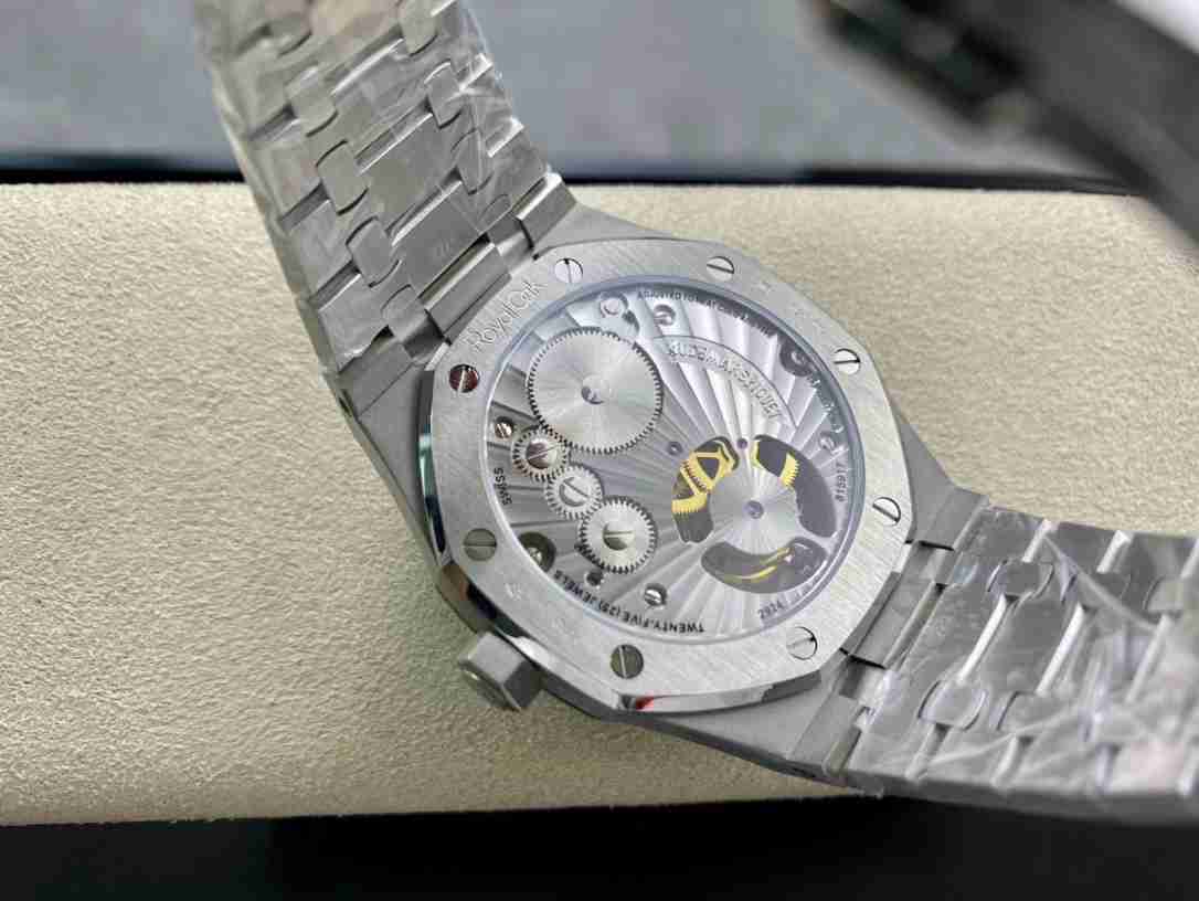 AUDEMARS  PIGUET Royal Oak  AU0159