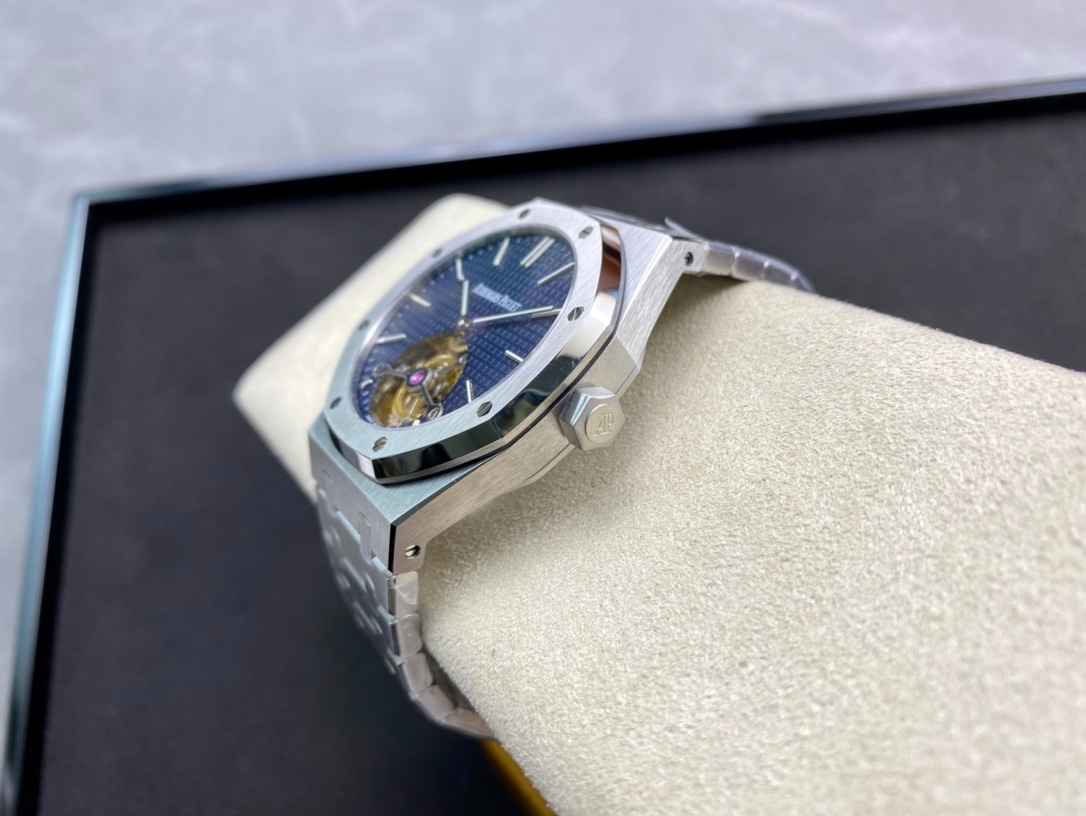 AUDEMARS  PIGUET Royal Oak  AU0159