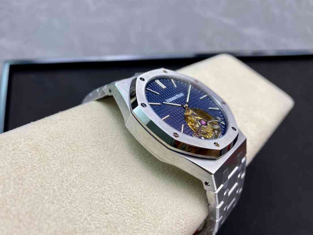 AUDEMARS  PIGUET Royal Oak  AU0159
