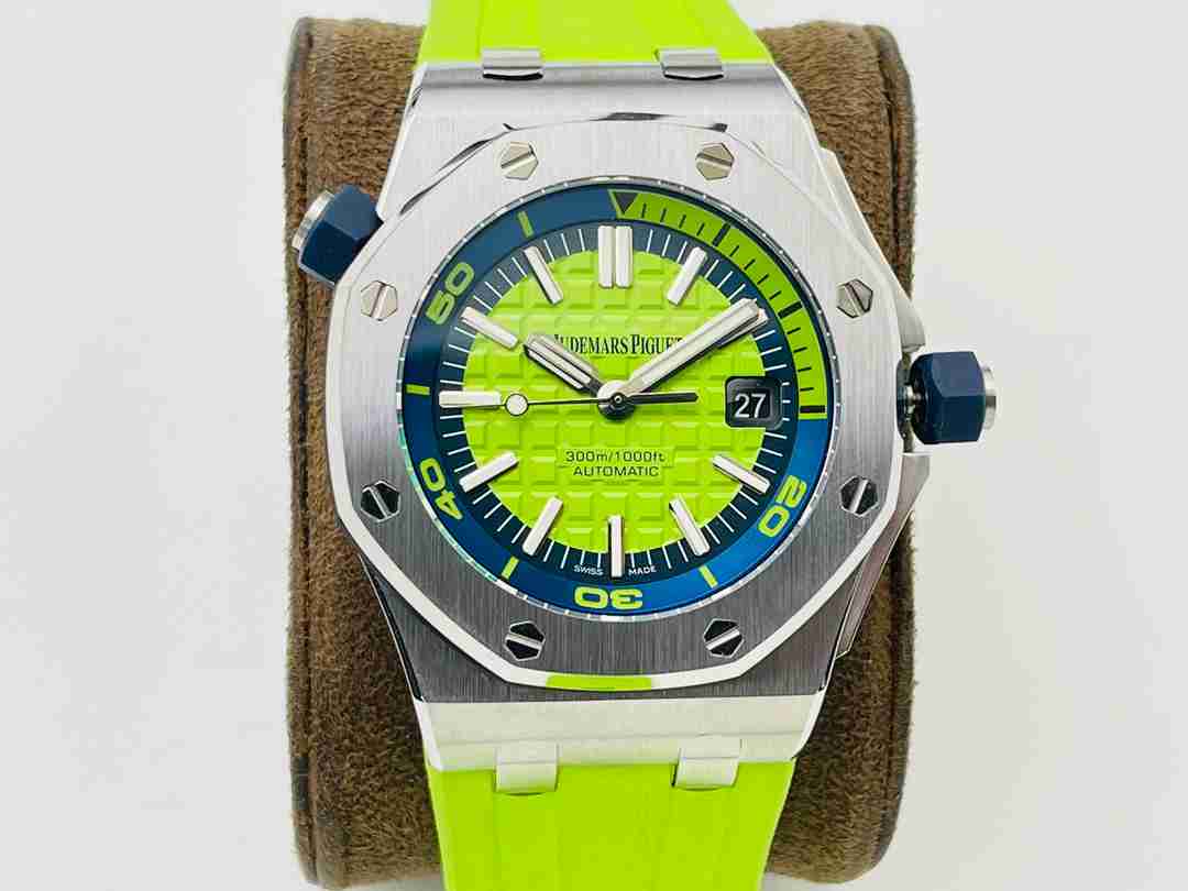 AUDEMARS PIGUET  Royal Oak Offshore  AU0183