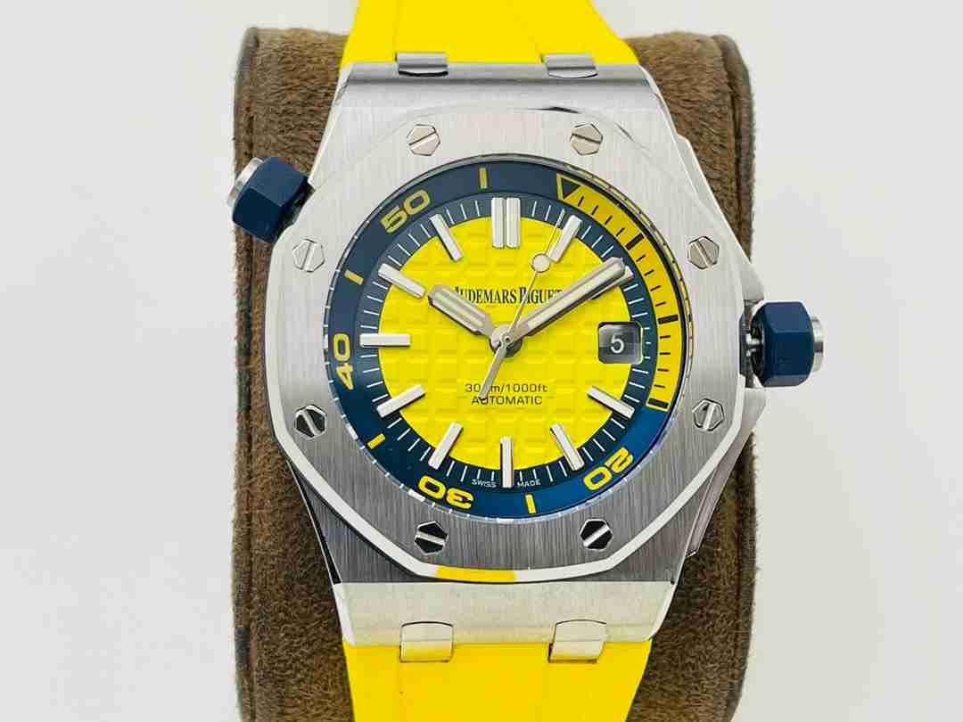 AUDEMARS PIGUET  Royal Oak Offshore  AU0184