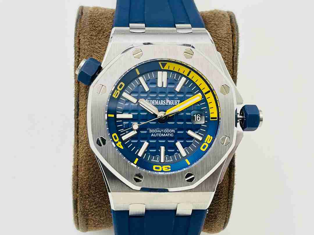 AUDEMARS PIGUET  Royal Oak Offshore  AU0188