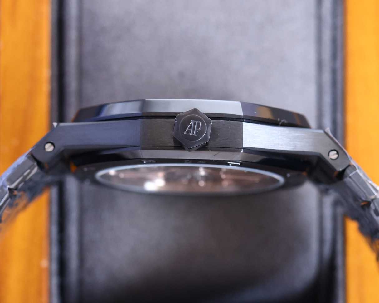 AUDEMARS PIGUET Royal Oak 41mm AU0200 AUDEMARS PIGUET Royal Oak 41mm AU0200