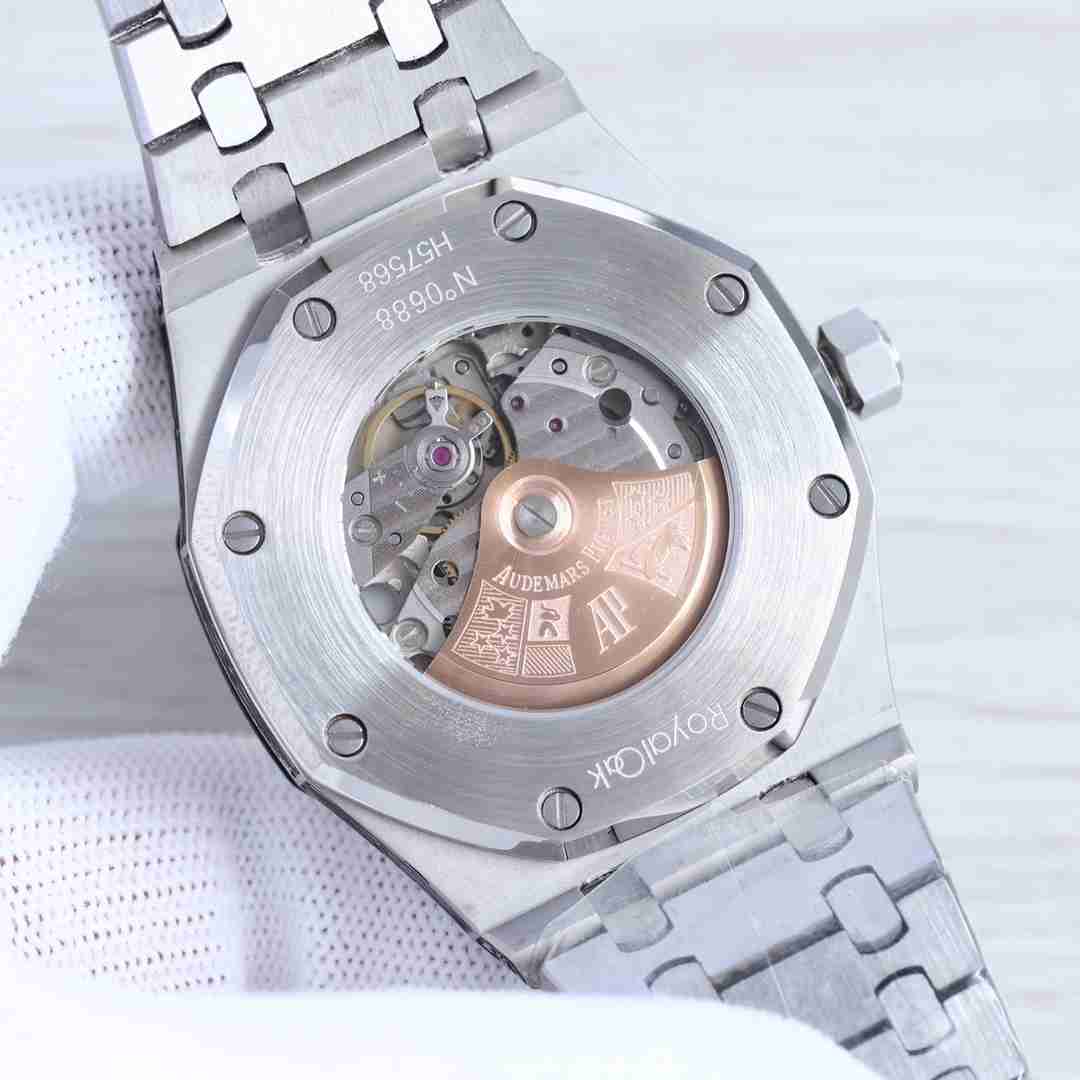 AUDEMARS PIGUET Royal Oak 41mm AU0201 AUDEMARS PIGUET Royal Oak 41mm AU0201