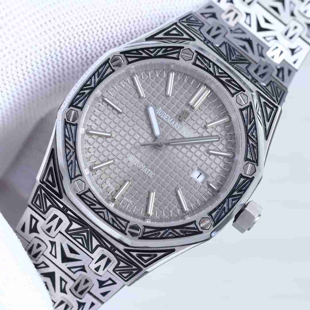 AUDEMARS PIGUET Royal Oak 41mm AU0202 AUDEMARS PIGUET Royal Oak 41mm AU0202
