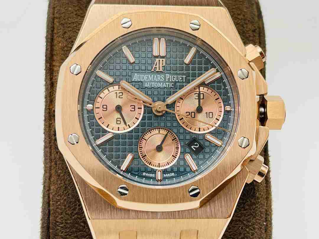 AUDEMARS  PIGUET Royal Oak AU0203