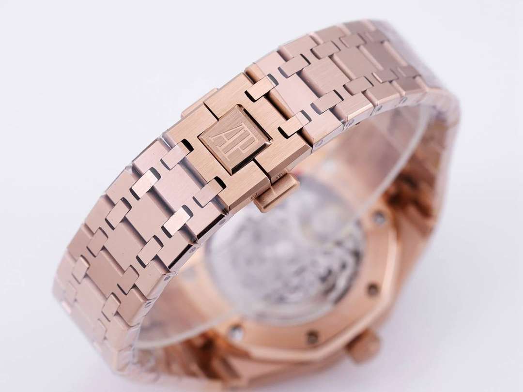 AUDEMARS  PIGUET Royal  Oak 41mm  AU0208