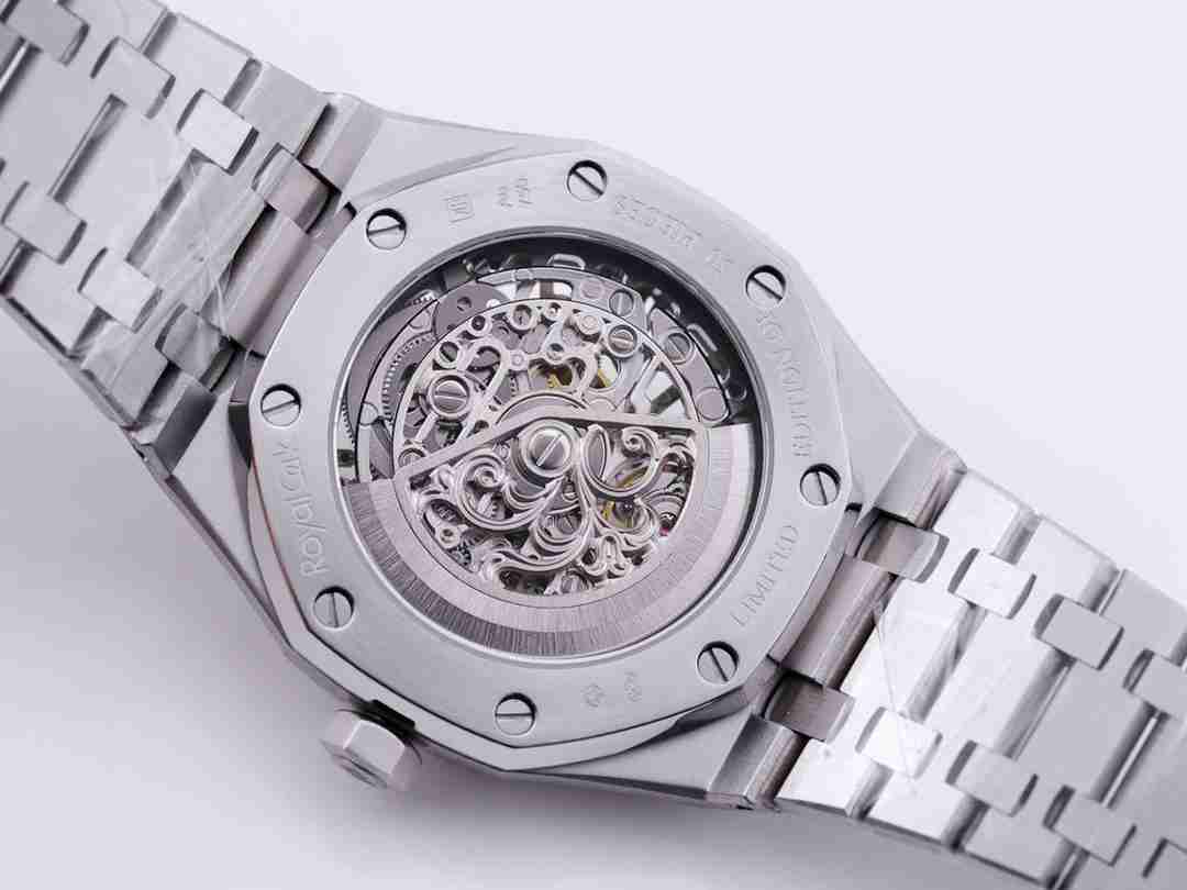 AUDEMARS  PIGUET Royal  Oak 41mm  AU0212