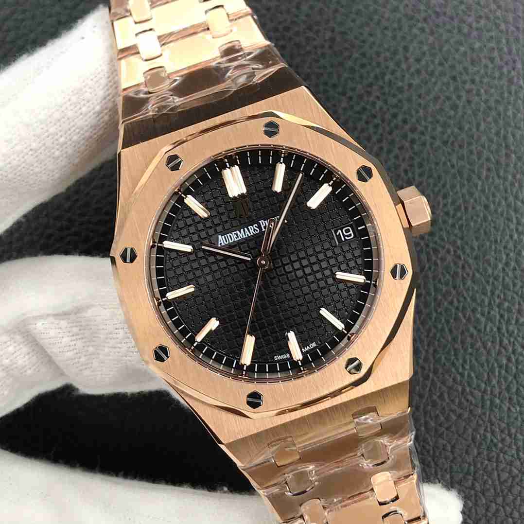 AUDEMARS    PIGUET Royal  Oak 41mm  AU0217