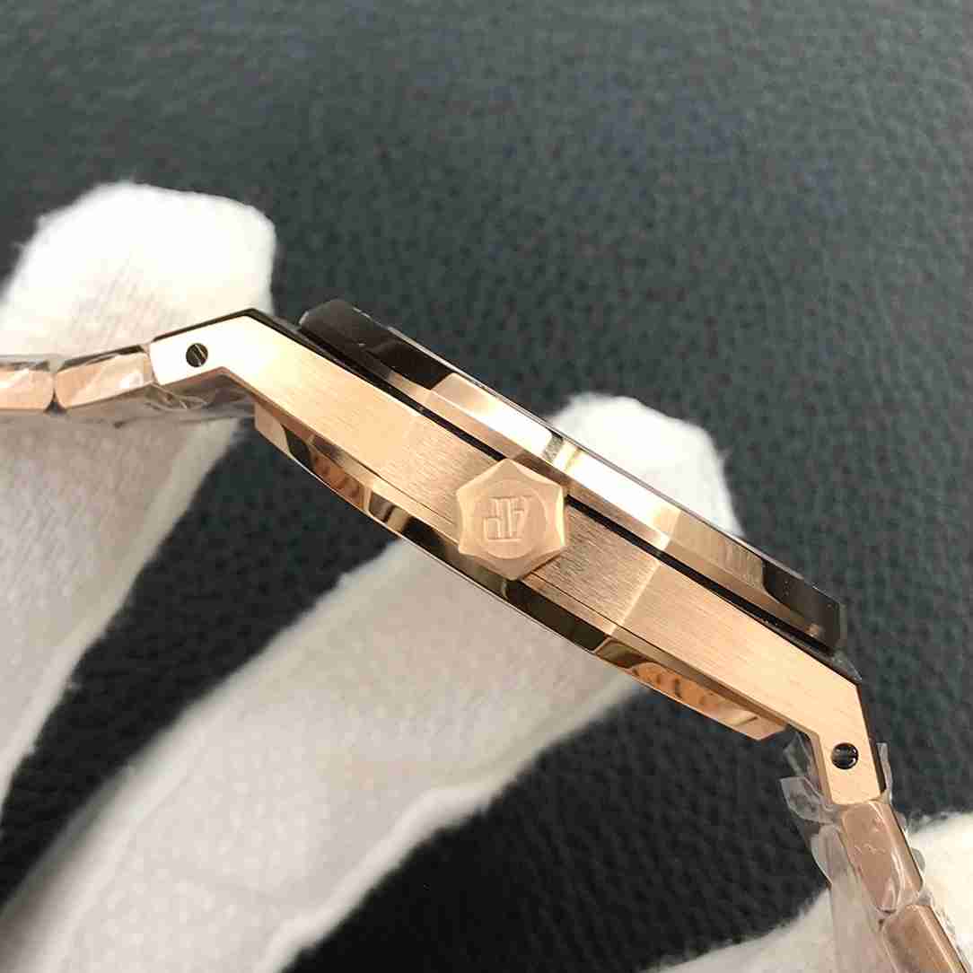 AUDEMARS PIGUET Royal Oak 41mm AU0217 AUDEMARS PIGUET Royal Oak 41mm AU0217