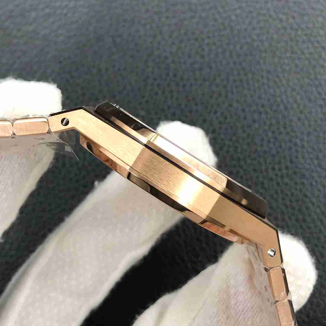 AUDEMARS PIGUET Royal Oak 41mm AU0217 AUDEMARS PIGUET Royal Oak 41mm AU0217