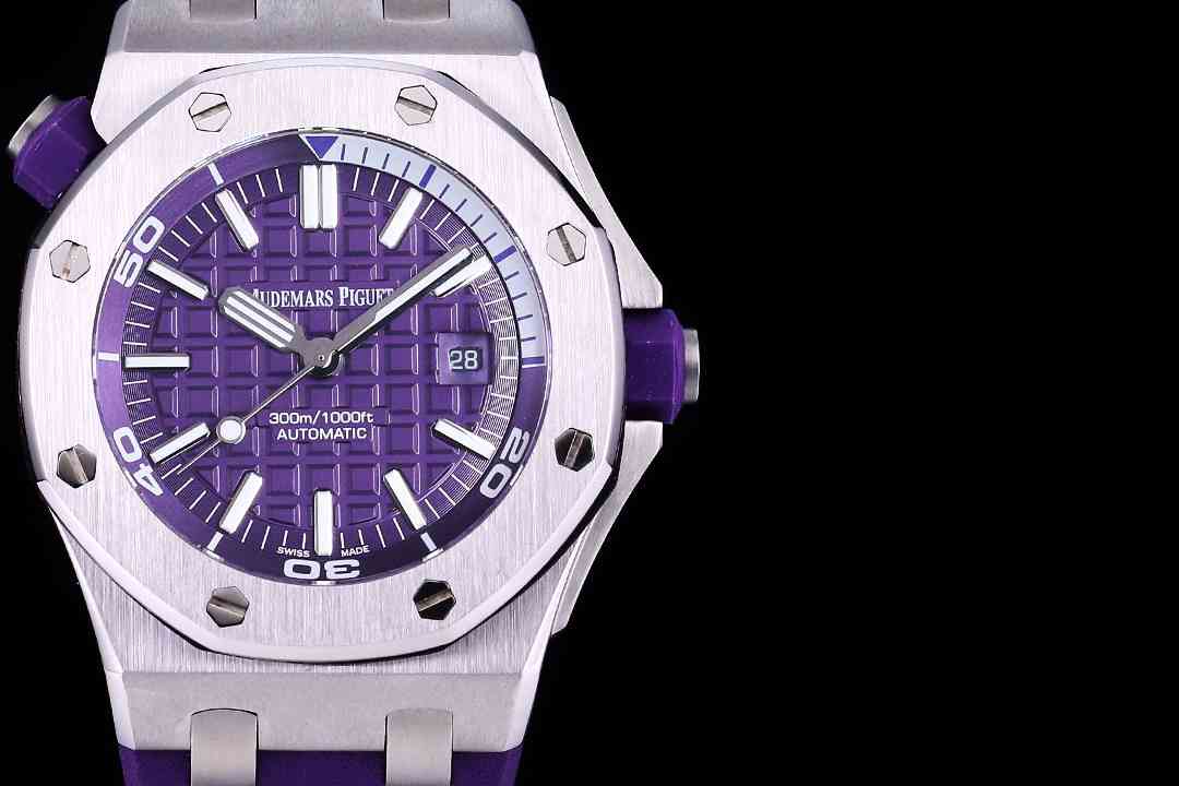 AUDEMARS PIGUET  Royal Oak Offshore  AU0219
