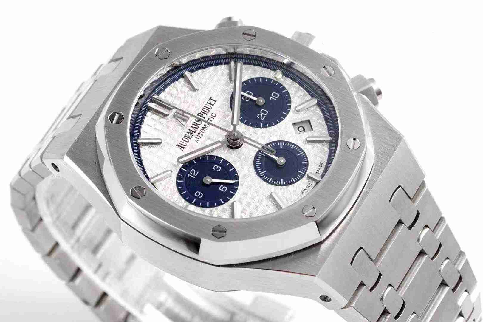 AUDEMARS  PIGUET Royal Oak AU0222